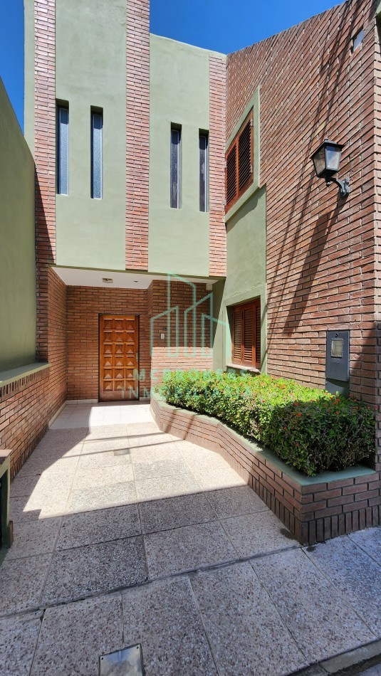 Casa Interna MENDOZA 3675 NO PH.