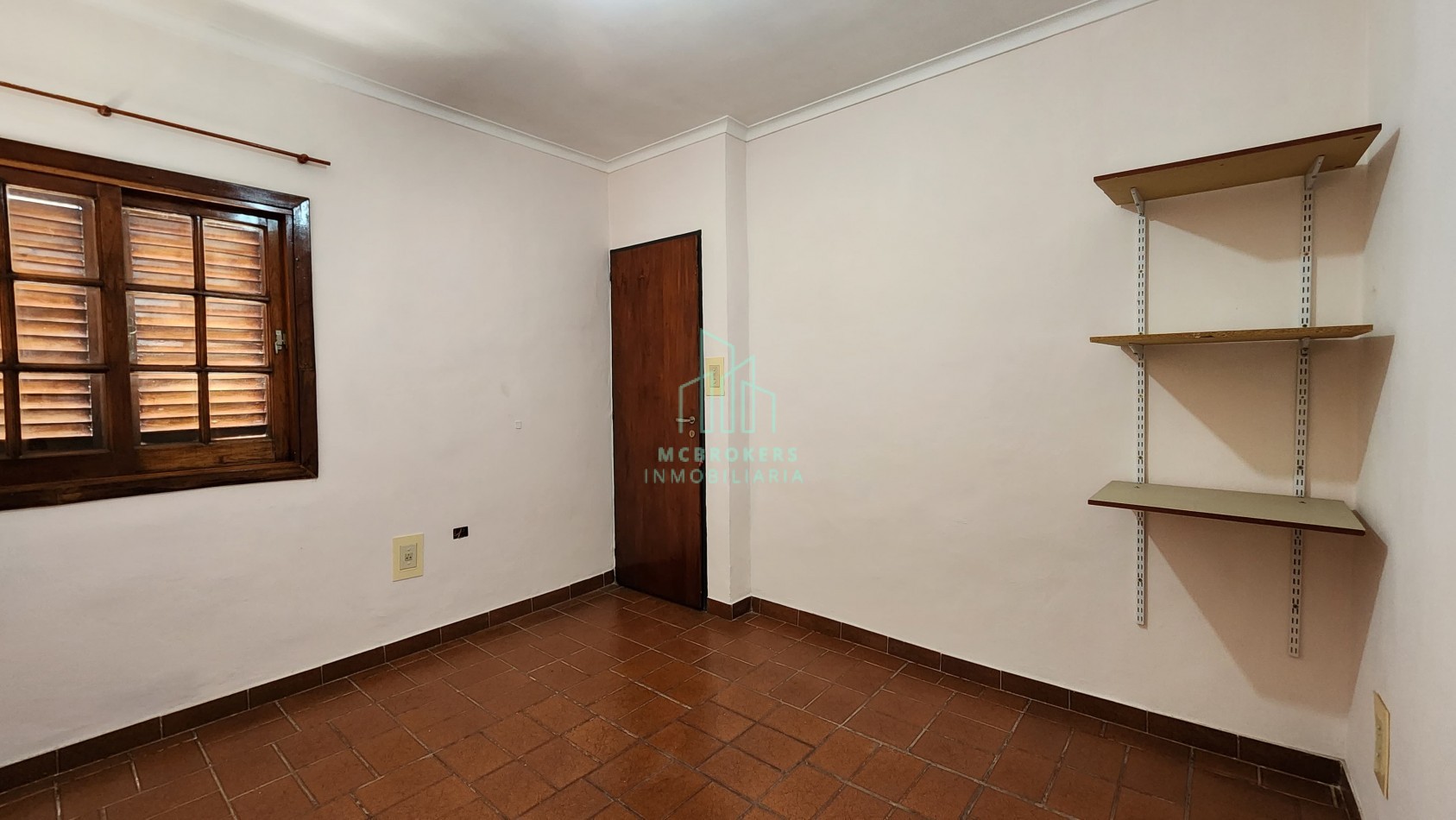 Casa Interna MENDOZA 3675 NO PH.