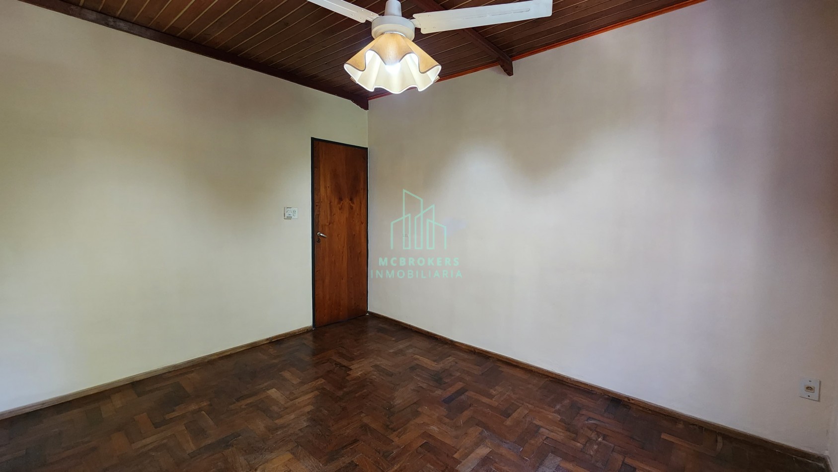 Casa Interna MENDOZA 3675 NO PH.