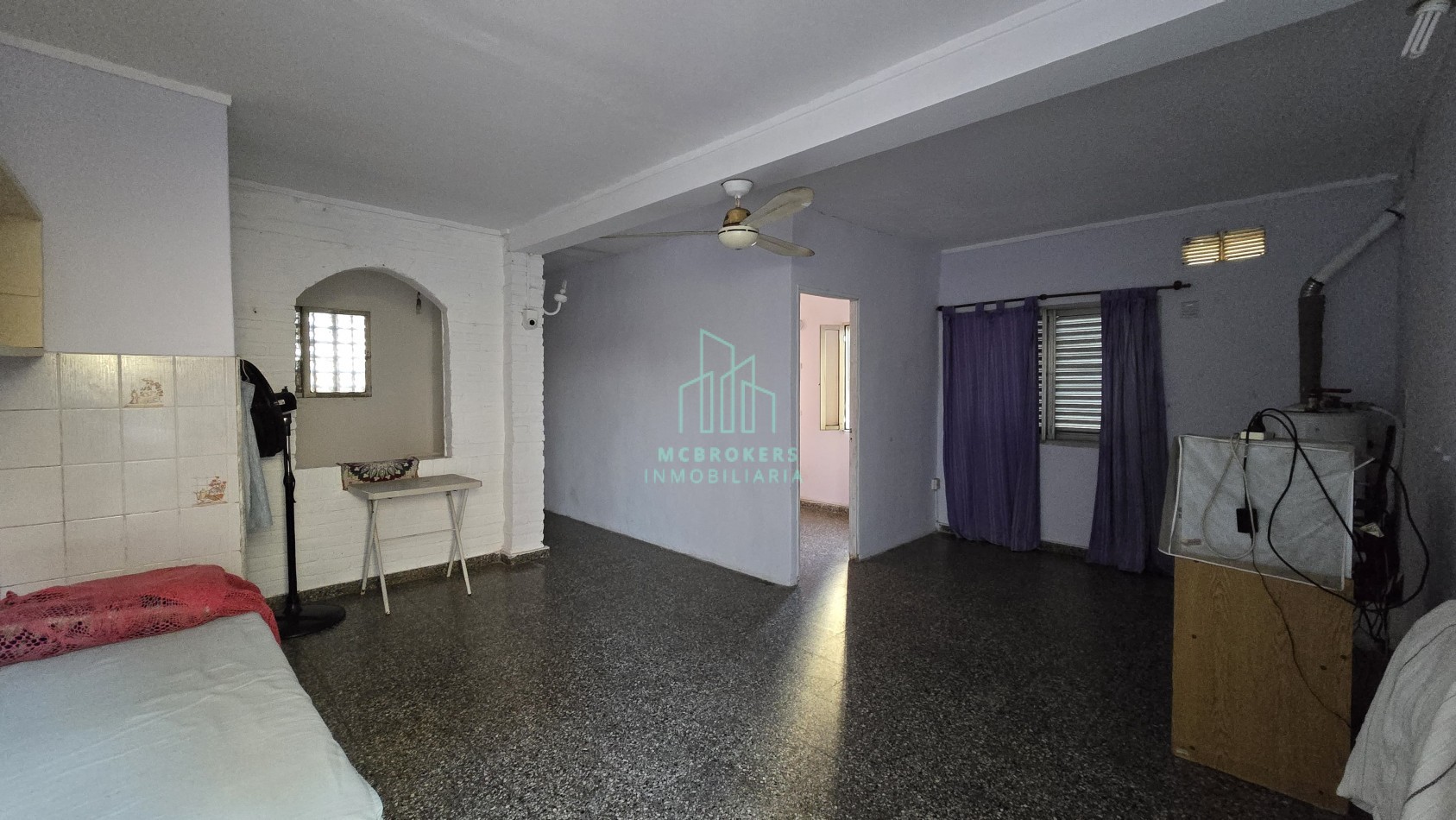 Casa interna con gran terreno NO PH - Ideal desarrollo -