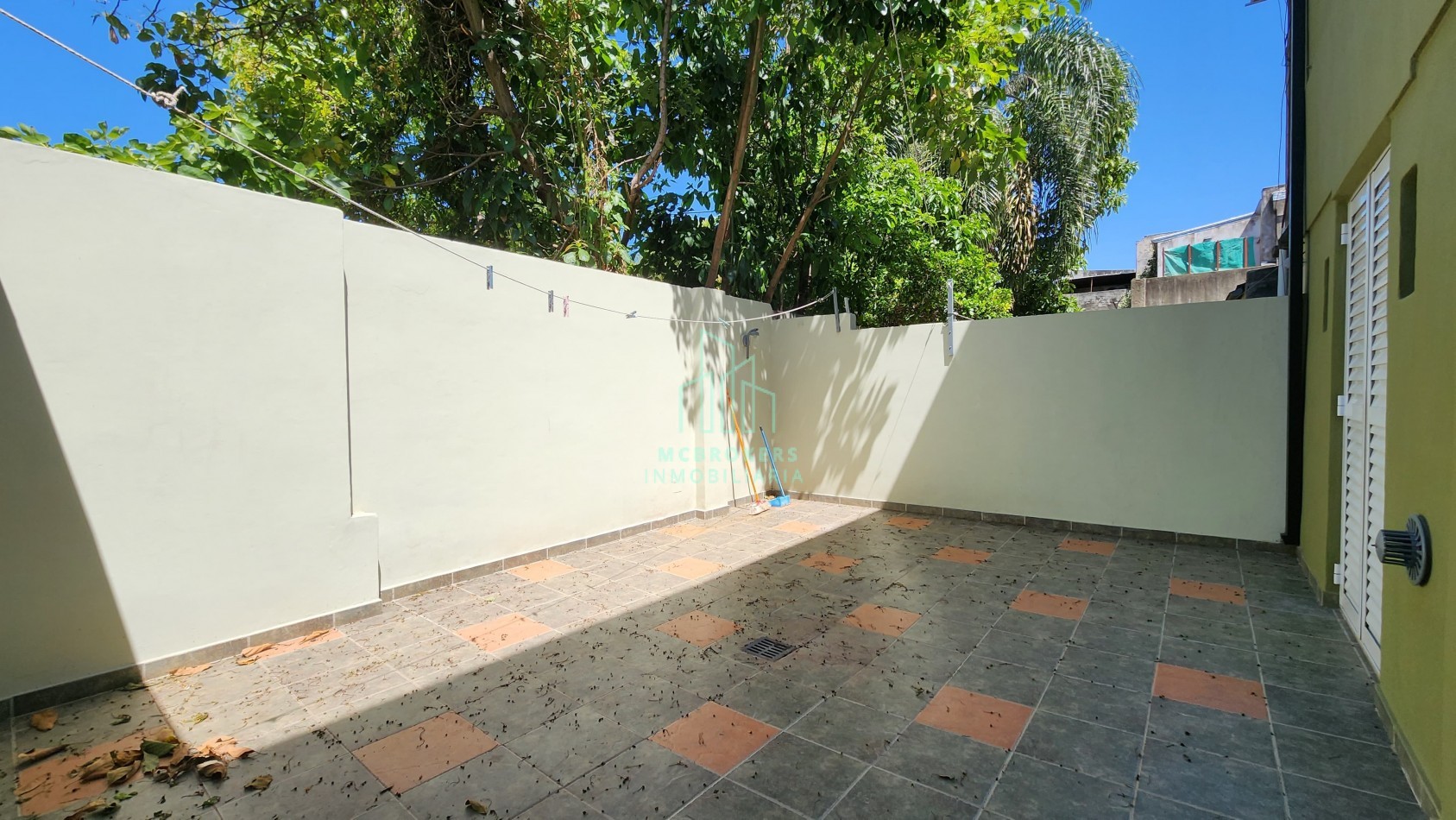 Casa Interna MENDOZA 3675 NO PH.