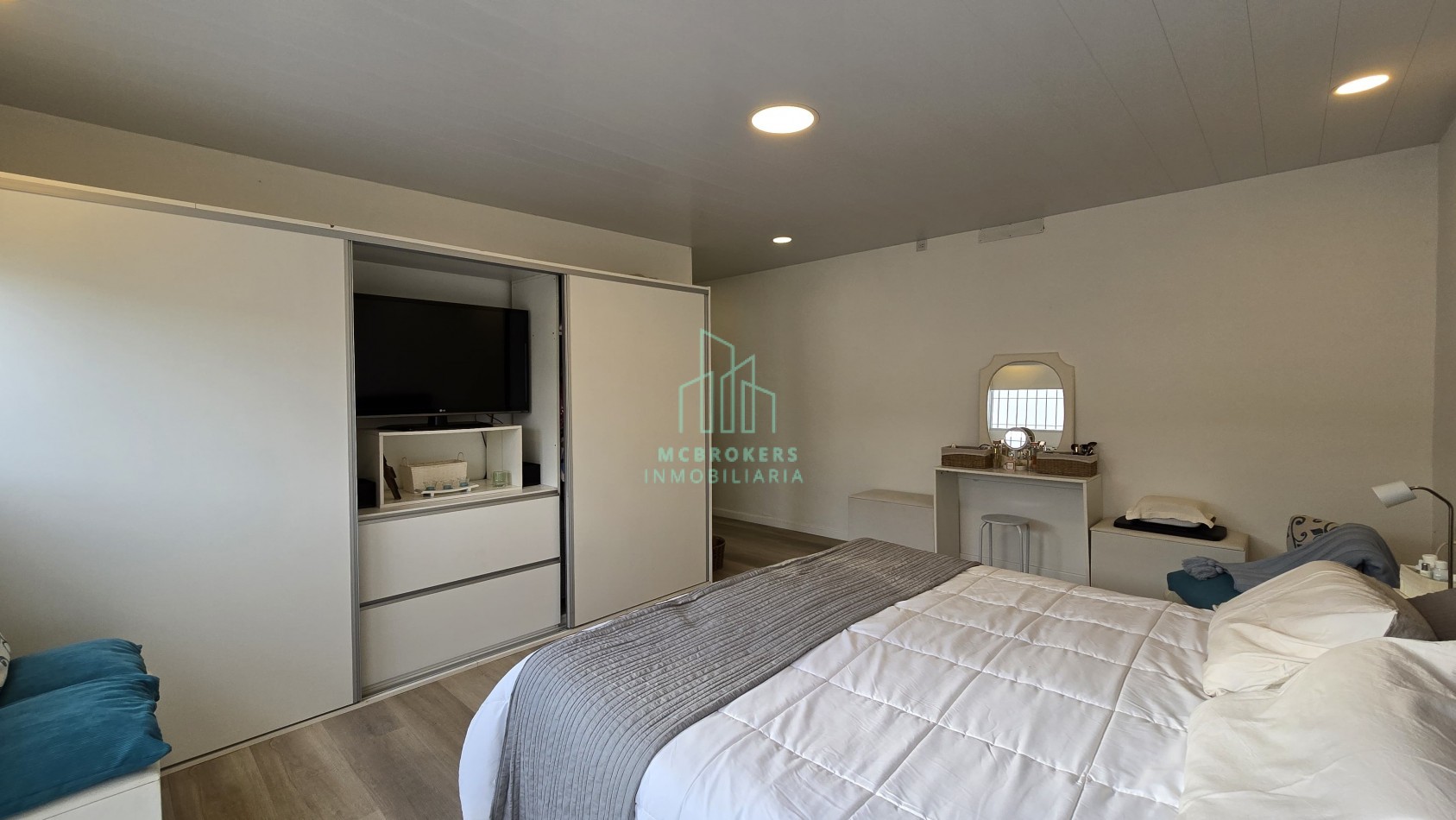 Impecable casa en Praderas 3